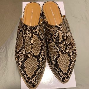Report Indre Snakeskin Mule Size 9